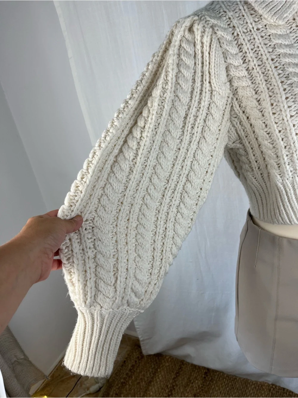 Zara Cream Cable-Knit Cropped Turtleneck Sweater - Picture 3 of 7